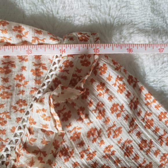 Madewell Ruffle-Yoke Prairie Top in Cutout Blooms, Size Small - Picture 12 of 16